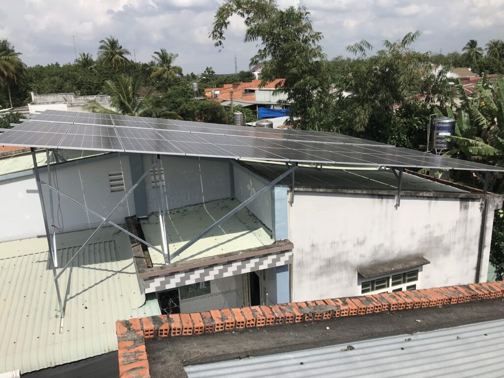 Hệ điện năng lượng mặt trời 20kW nhà anh Huy, Dương Minh Châu,Tây Ninh